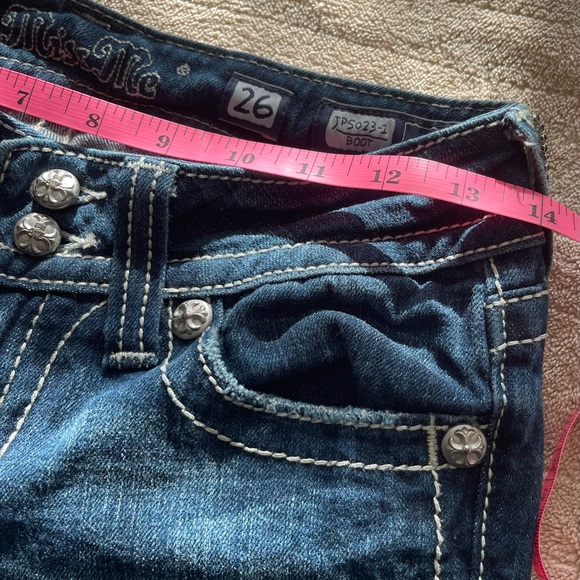 Miss Me-Bootcut Stretch Denim Jeans Rhinestones size 26 but fit like 24/25 - Picture 13 of 13